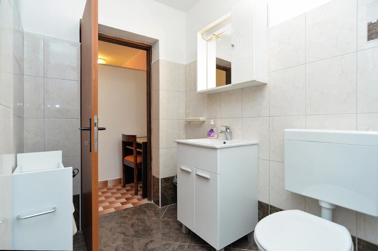 Apartments Plominska 938 Рабац Екстериор снимка