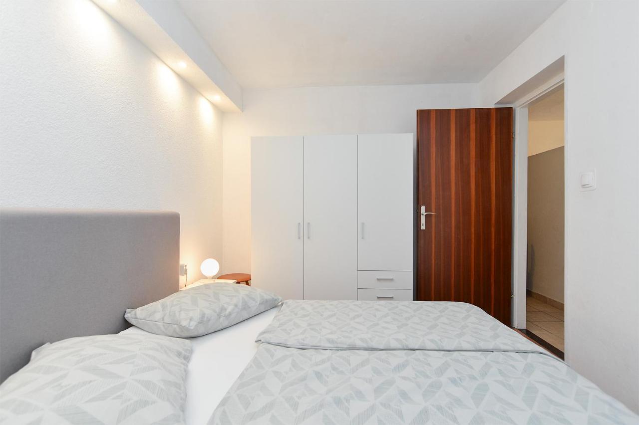 Apartments Plominska 938 Рабац Екстериор снимка
