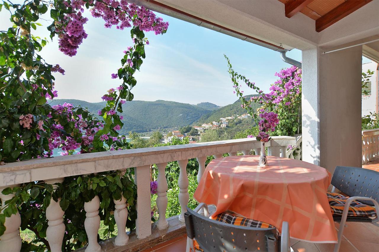 Apartments Plominska 938 Рабац Екстериор снимка