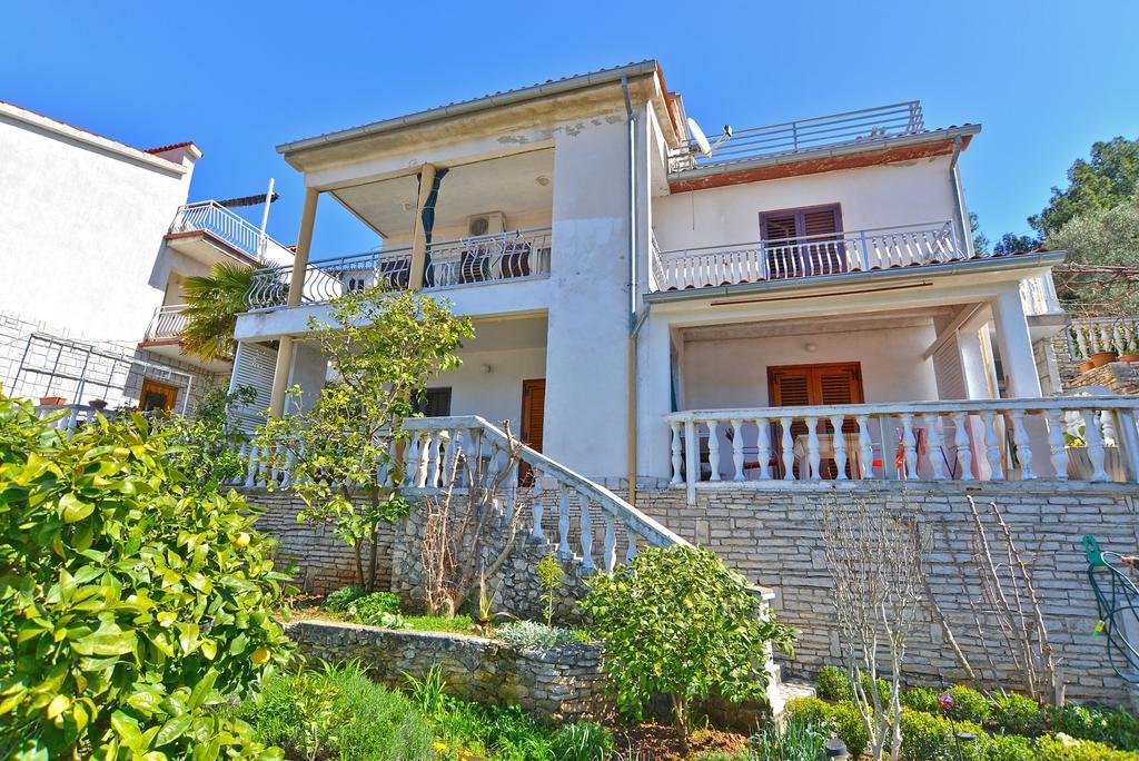 Apartments Plominska 938 Рабац Екстериор снимка